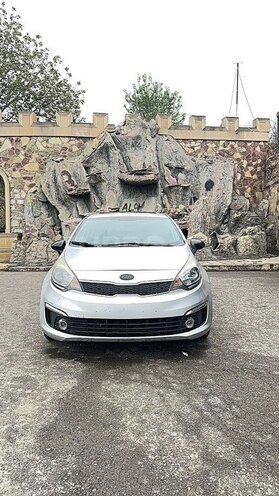 Kia Rio 2015, 300,000 km - 1.4 l - Şəmkir