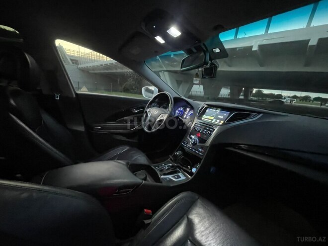 Hyundai Grandeur 2015, 245,000 km - 2.2 l - Bakı