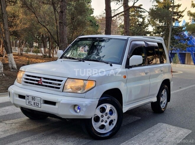 Mitsubishi Pajero io 2000, 360,000 km - 1.8 л - Bakı