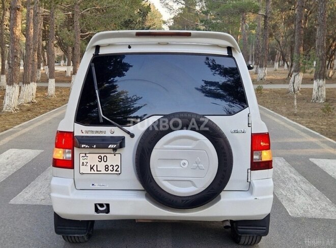 Mitsubishi Pajero io 2000, 360,000 km - 1.8 л - Bakı