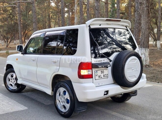 Mitsubishi Pajero io 2000, 360,000 km - 1.8 л - Bakı