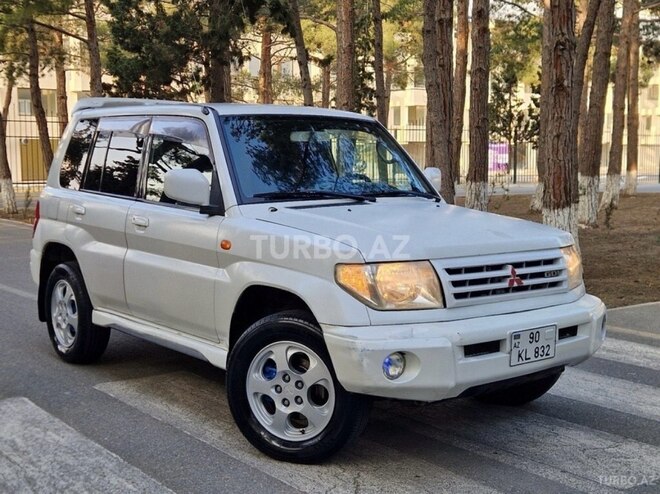 Mitsubishi Pajero io 2000, 360,000 km - 1.8 л - Bakı