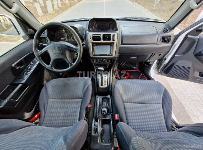 Mitsubishi Pajero io 2000, 360,000 km - 1.8 л - Bakı