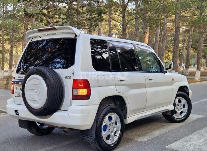 Mitsubishi Pajero io 2000, 360,000 km - 1.8 л - Bakı