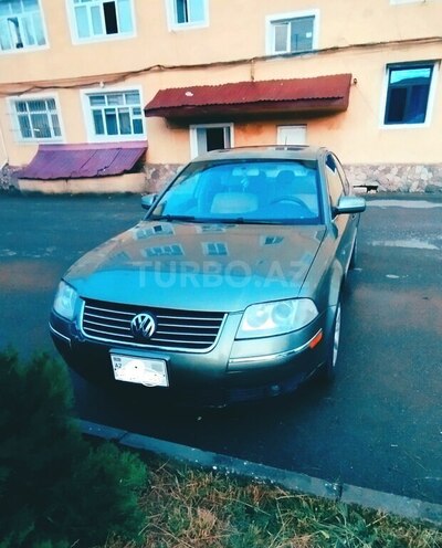 Volkswagen Passat 2003, 361,000 km - 1.8 l - Qusar