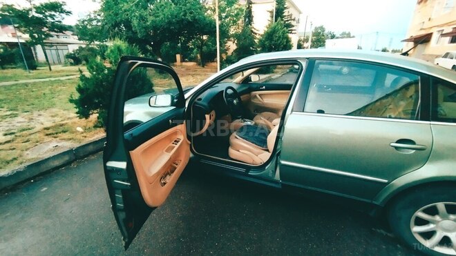 Volkswagen Passat 2003, 361,000 km - 1.8 l - Qusar