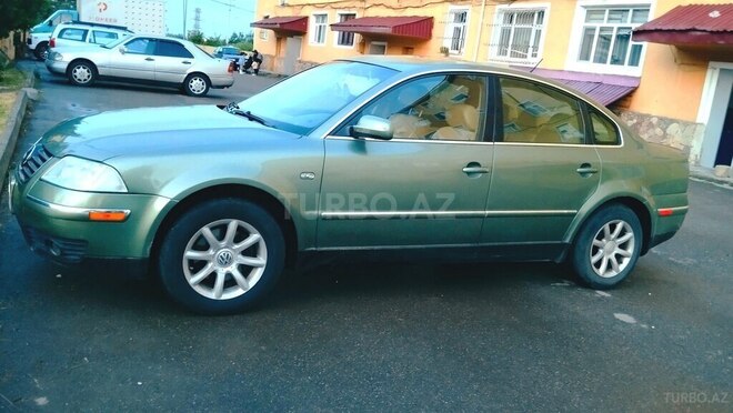 Volkswagen Passat 2003, 361,000 km - 1.8 l - Qusar