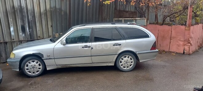 Mercedes C 220 d 2000, 370,000 km - 2.2 л - Bakı