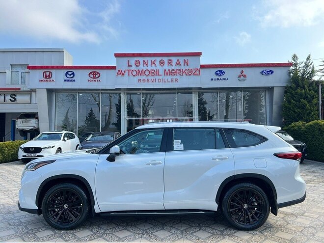 Toyota Highlander-7
