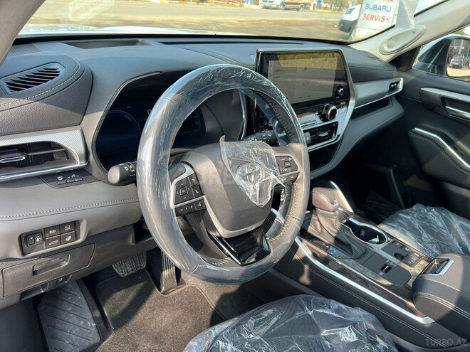 Toyota Highlander-21
