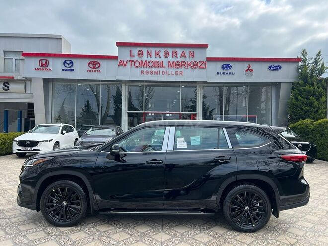 Toyota Highlander-5