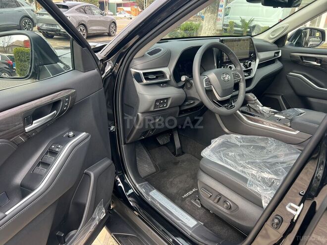 Toyota Highlander-8