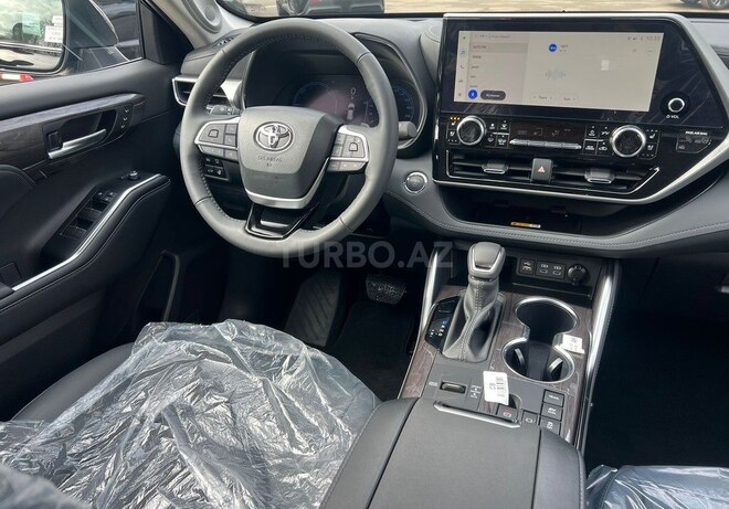 Toyota Highlander-13