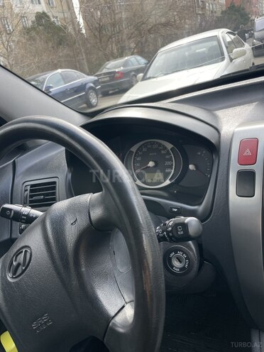 Hyundai Tucson 2008, 200,000 km - 2.0 l - Bakı