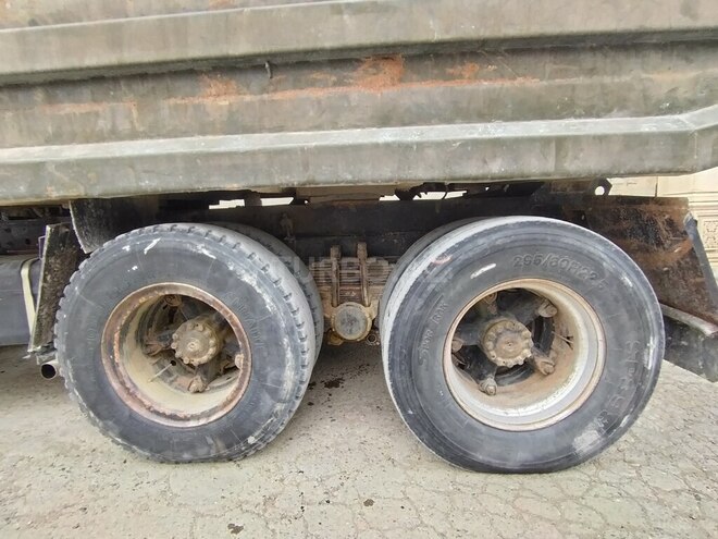 KamAz 55111 1981, 999,000 km - 11.0 l - Bakı