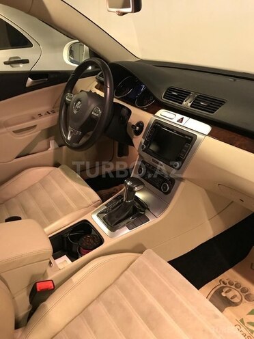 Volkswagen Passat 2010, 142,000 km - 1.8 l - Bakı