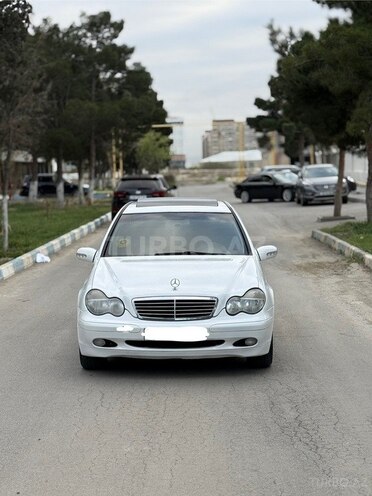Mercedes C 220 d 2002, 236,000 km - 2.2 l - Xırdalan