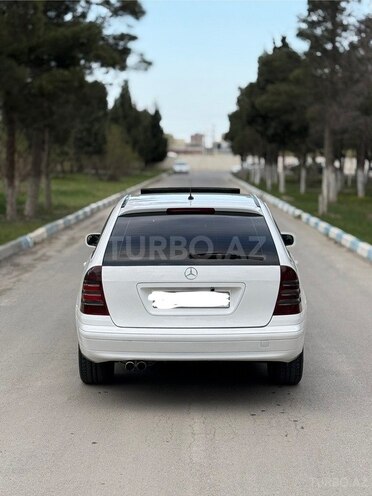 Mercedes C 220 d 2002, 236,000 km - 2.2 l - Xırdalan