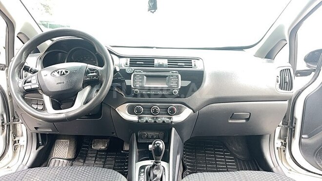 Kia Rio 2015, 300,000 km - 1.4 l - Şəmkir