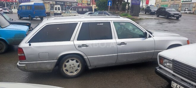 Mercedes E 250 1992, 350,000 km - 2.5 l - Masallı