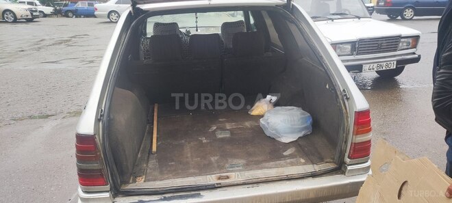 Mercedes E 250 1992, 350,000 km - 2.5 l - Masallı