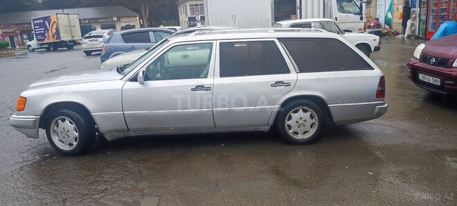 Mercedes E 250 1992, 350,000 km - 2.5 l - Masallı