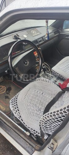 Mercedes E 250 1992, 350,000 km - 2.5 l - Masallı