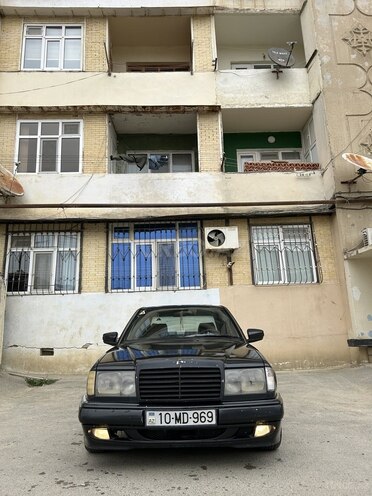 Mercedes E 250 1990, 400,000 km - 2.5 l - Bakı