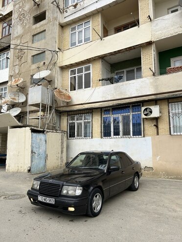 Mercedes E 250 1990, 400,000 km - 2.5 l - Bakı