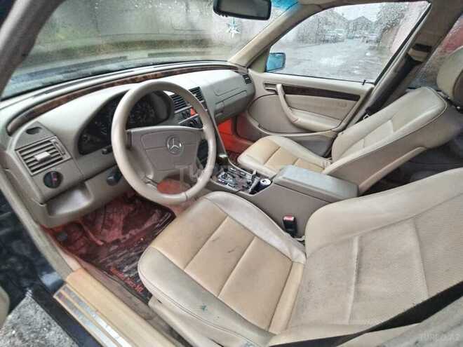 Mercedes C 230 2000, 350,099 km - 2.3 l - Quba