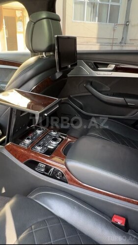 Audi A8 2012, 95,000 km - 4.0 л - Mingəçevir