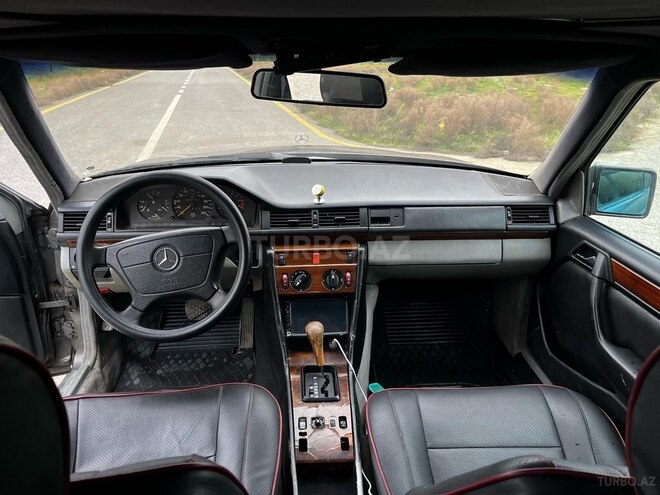 Mercedes E 230 1989, 280,000 km - 2.3 l - Bakı