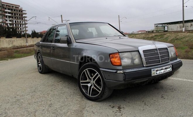 Mercedes E 230 1989, 280,000 km - 2.3 l - Bakı