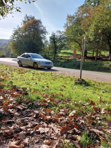 Mercedes C 200 2001, 336,000 km - 2.0 l - Bakı