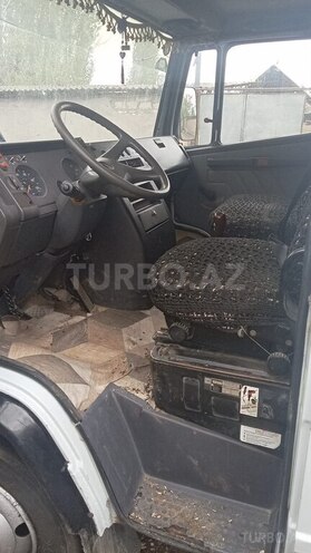 Mercedes 811 D 1993, 221,100 km - 4.0 l - Tovuz