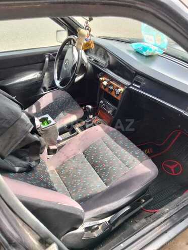 Mercedes 190 1992, 456,789 km - 2.5 l - Bakı