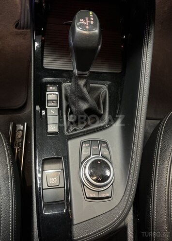 BMW X1-17