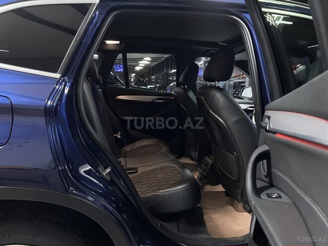 BMW X1-13
