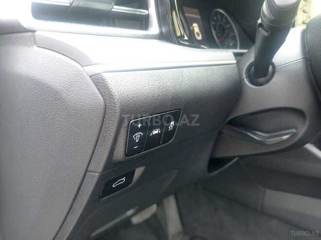 Kia K5-8