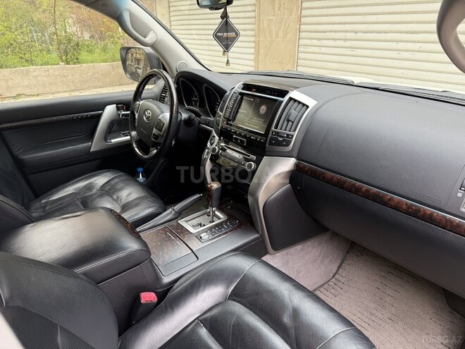 Toyota Land Cruiser 2013, 197,000 km - 4.6 l - Bakı