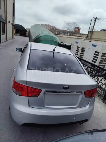 Kia Cerato 2010, 285,000 km - 2.0 l - Bakı