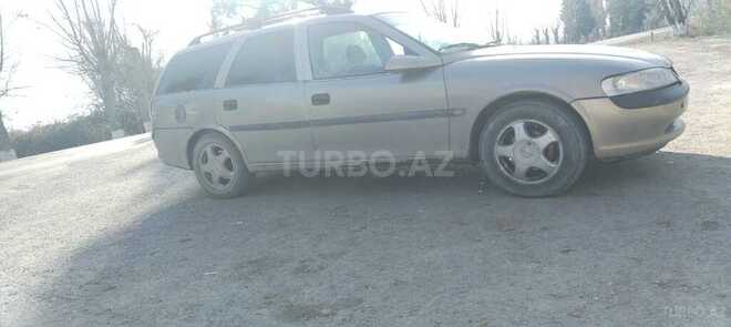 Opel Vectra 1999, 209,410 km - 1.6 l - Şəki