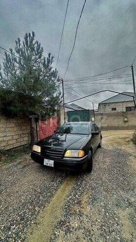 Mercedes C 220 1995, 555,000 km - 2.2 l - Bakı