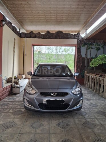 Hyundai Accent 2019, 86,000 km - 1.4 l - Bakı
