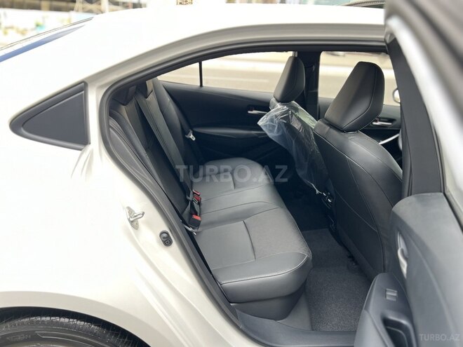 Toyota Corolla-10