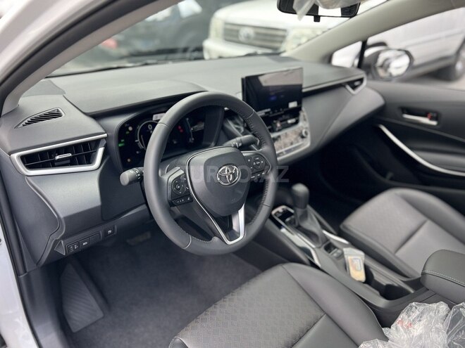 Toyota Corolla-6