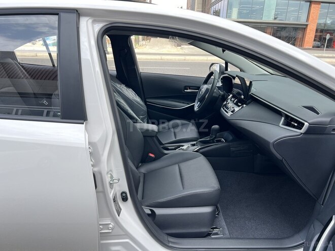 Toyota Corolla-8