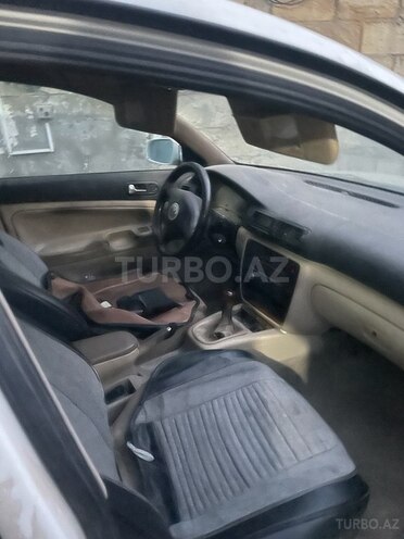 Volkswagen Passat 1997, 300,000 km - 2.0 л - Sumqayıt