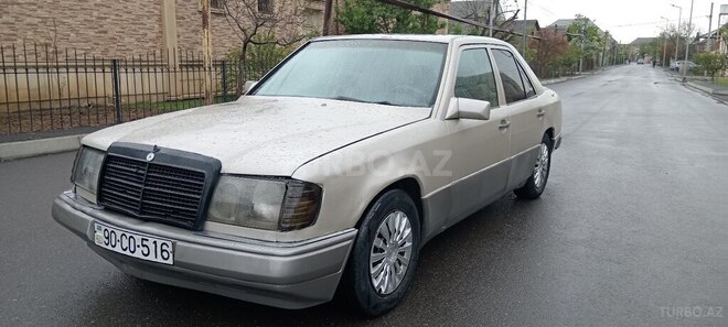 Mercedes E 200 d 1990, 123,500 km - 2.0 л - Gəncə