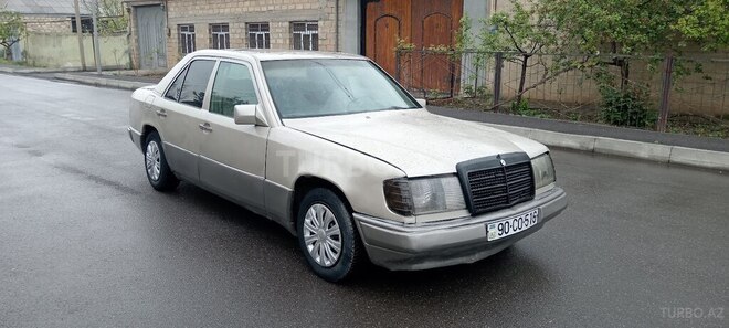Mercedes E 200 d 1990, 123,500 km - 2.0 л - Gəncə